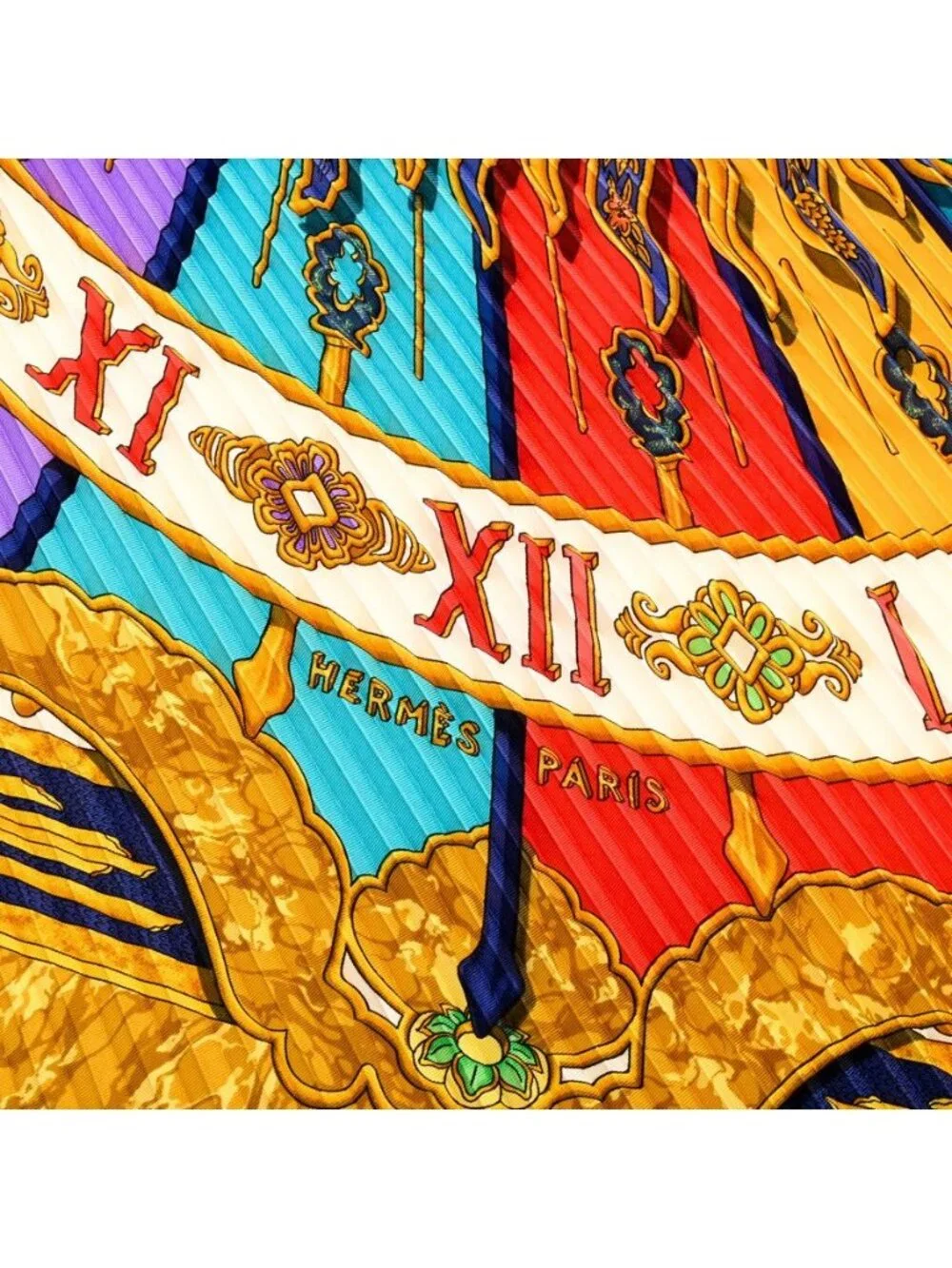 Hermes Scarf Pleats Carre - Picture 6 of 8